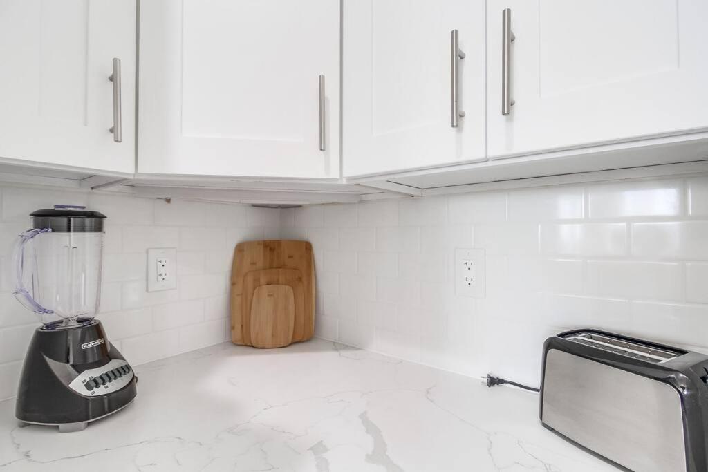 Park Blvd Paradise 303 King Bed With A Private Spa Сан Диего Екстериор снимка